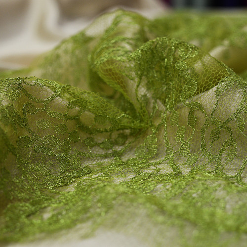 Dentelle de Calais laminette vert anis