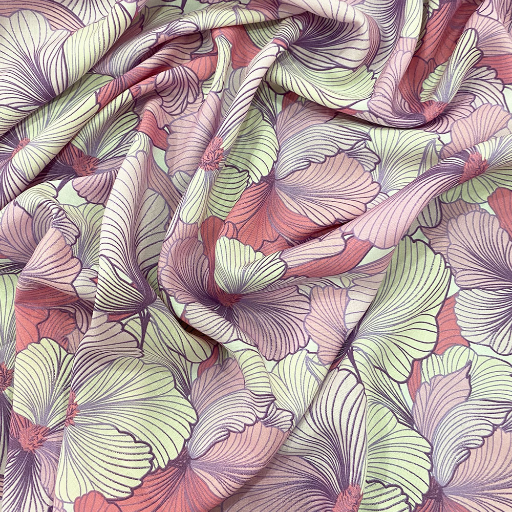 Pink floral printed viscose fabric — Tissus en Ligne