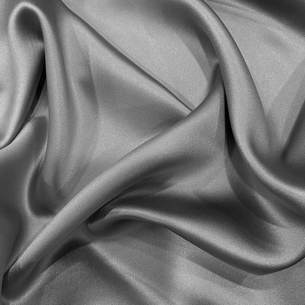Silver grey heavy silk crepe fabric — Tissus en Ligne