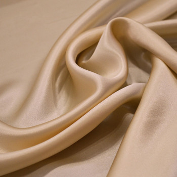 Tissu satin 100% soie nude