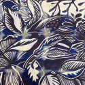 Tissu mousseline 100% soie imprimé dessin floral bleu et noir