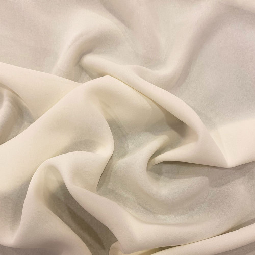 Off-white crepe 100% silk georgette fabric (1.80 meters)