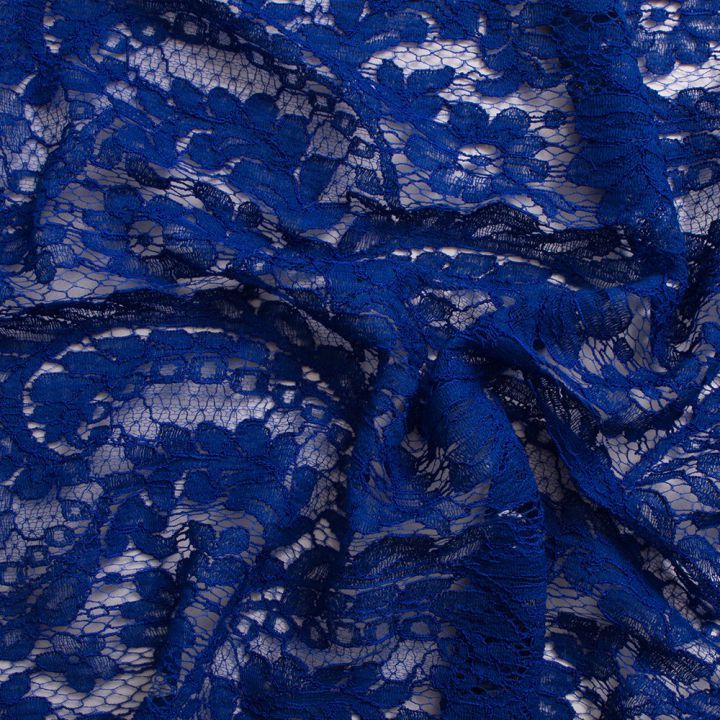 Dentelle de Calais rebrodée bleu royal (2,50 mètres)