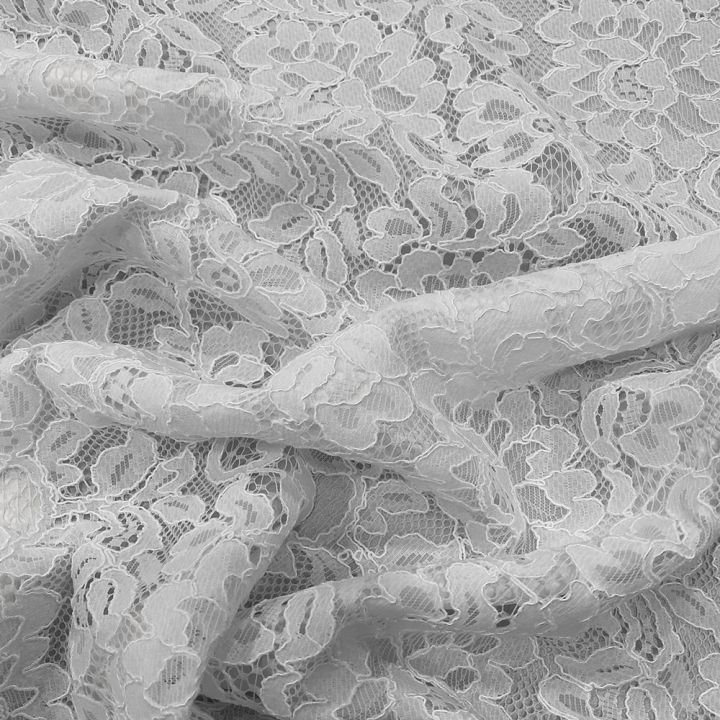 White lace fabric (2.70 meters)
