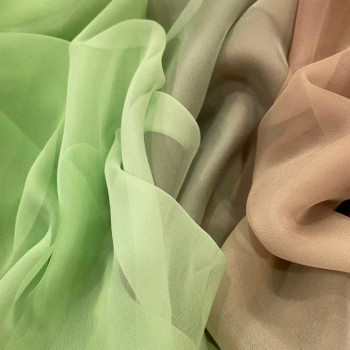 Tissu mousseline 100% soie ombré tie and dye vert sauge/beige