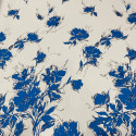 Tissu jacquard de soie floral fil coupé azur sur fond blanc Tissu jacquard de soie floral fil coupé azur sur fond blanc