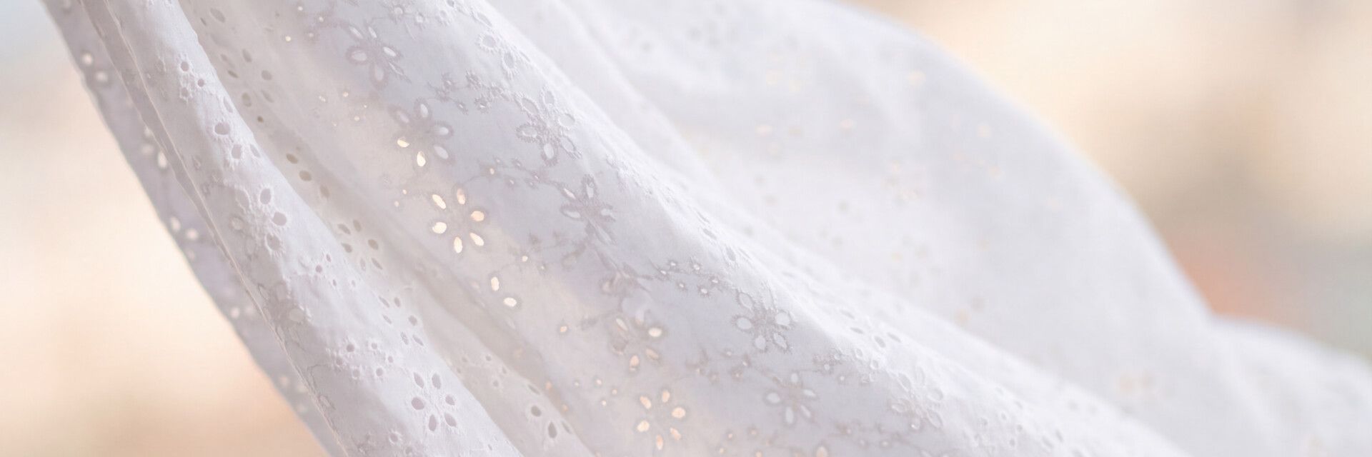 Broderie anglaise